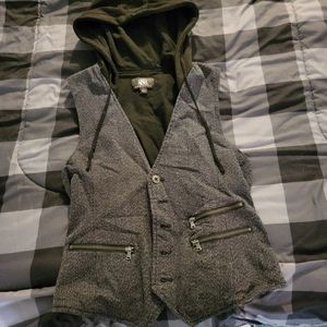 Hooded vest